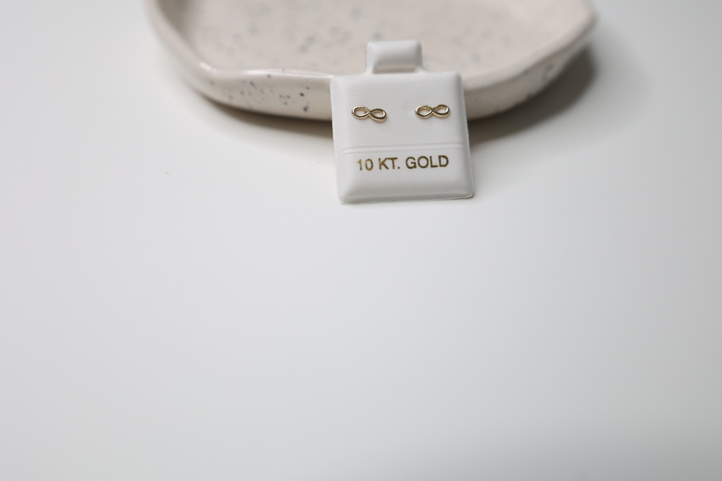 Broquel Siluetas Oro 10K