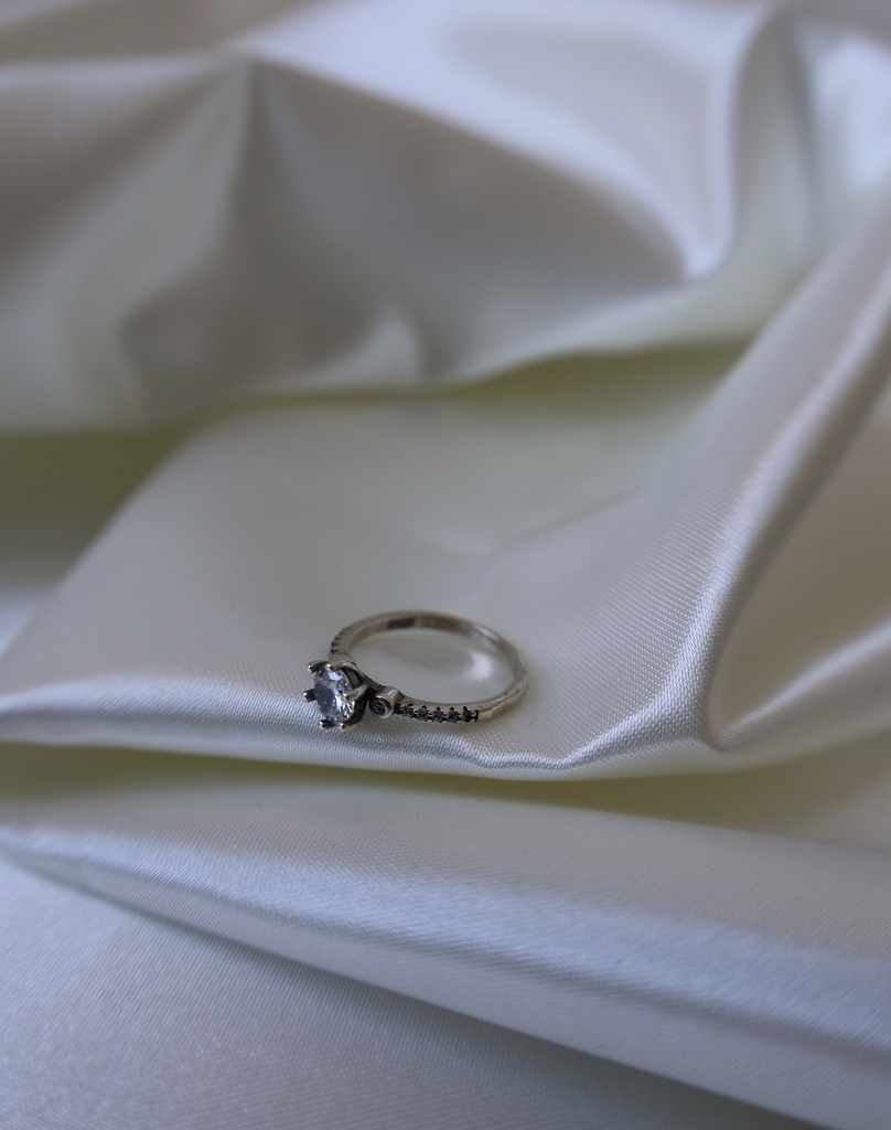 Anillo Solitario con Zirconia Plata Italiana .925