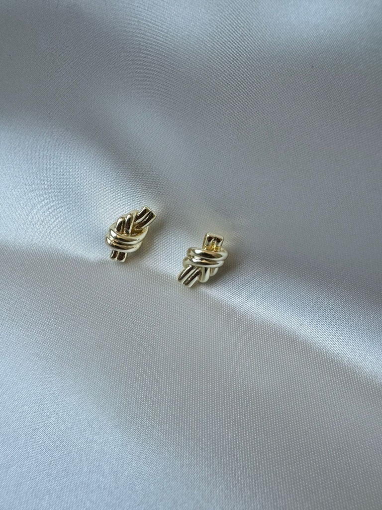 Aretes Doble Nudo